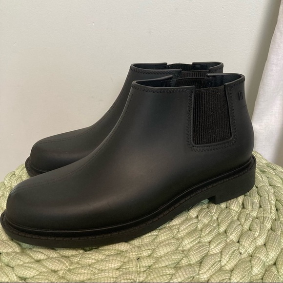 Melissa Skin Matte Black Recycled PVC Chelsea Ankle Rain Boots  NWOT - Picture 2 of 9
